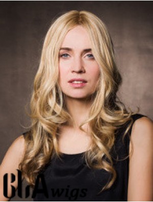 Monofilament Synthetic 17 inch Long Wavy Blonde Without Bangs Cheap Wigs For Cancer Patients